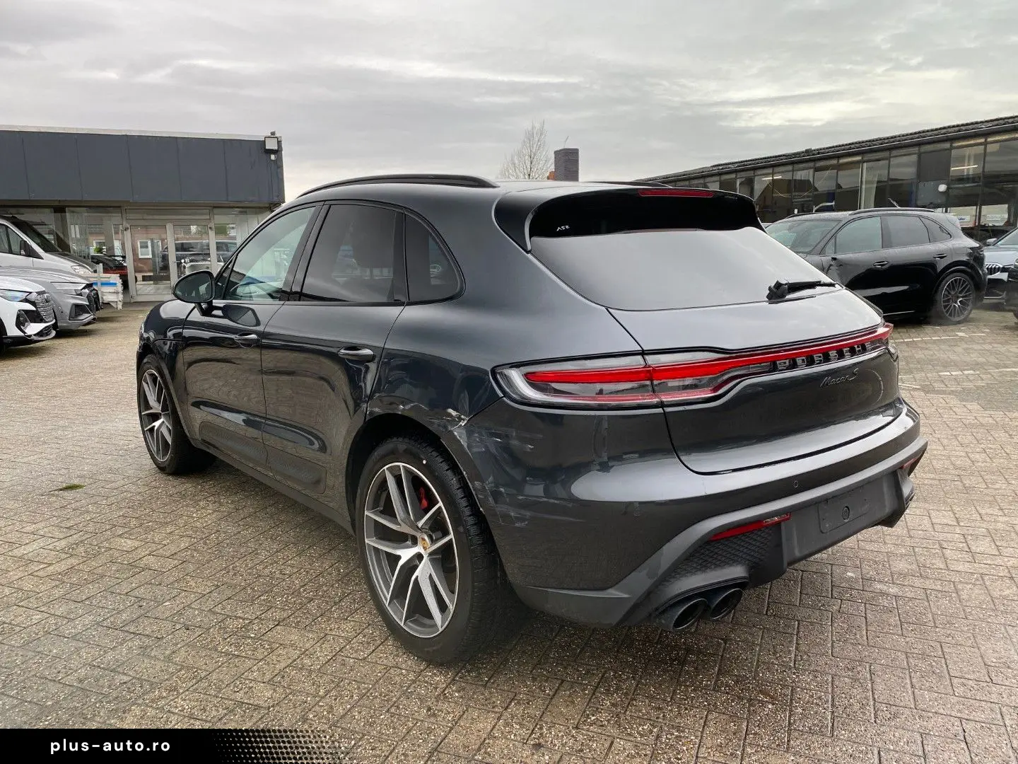 PORSCHE Macan S Chrono Pano Bose AHK Kam Navi