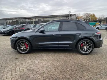 PORSCHE Macan S Chrono Pano Bose AHK Kam Navi