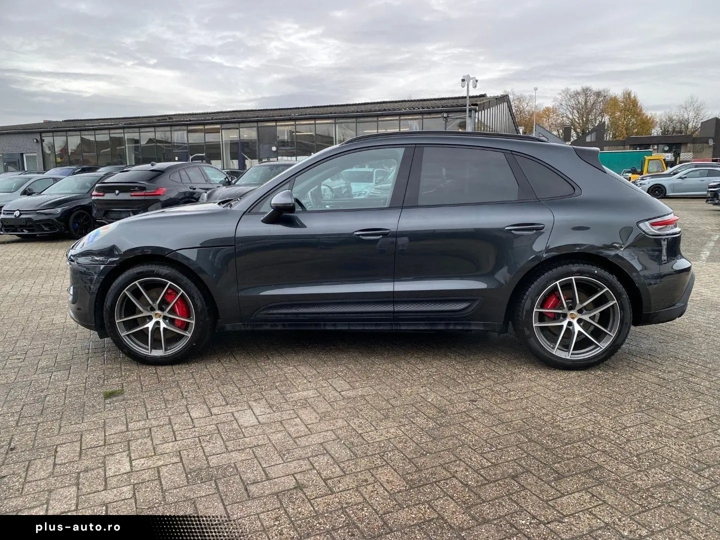 PORSCHE Macan S Chrono Pano Bose AHK Kam Navi