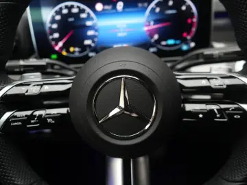 MERCEDES-BENZ C 300 d 9G-Tronic AMG Distronic Kamera&hellip;