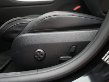 MERCEDES-BENZ C 300 d 9G-Tronic AMG Distronic Kamera&hellip;