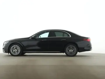 MERCEDES-BENZ E 300 de AMG Leder Sitzklima Digital Light 360