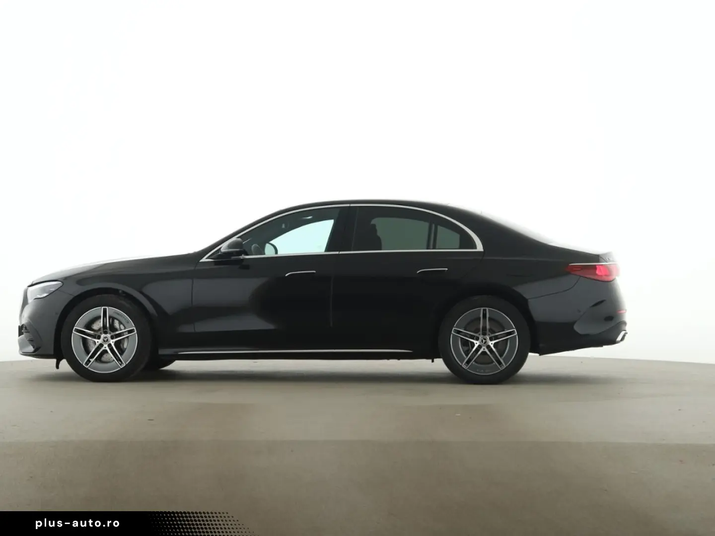 MERCEDES-BENZ E 300 de AMG Leder Sitzklima Digital Light 360