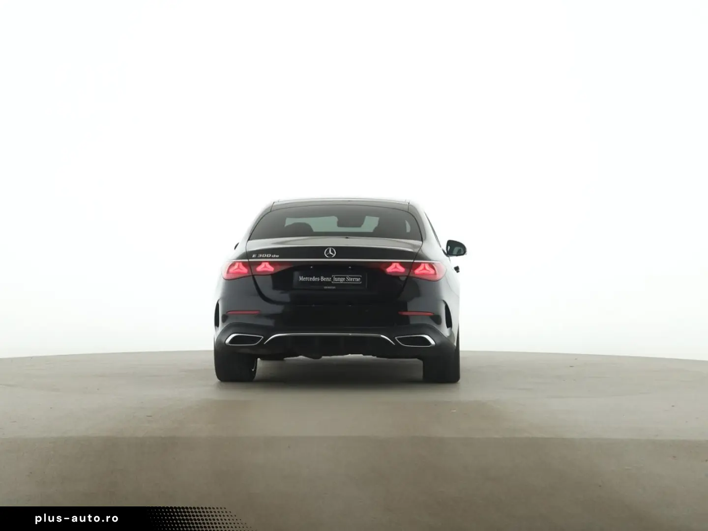 MERCEDES-BENZ E 300 de AMG Leder Sitzklima Digital Light 360