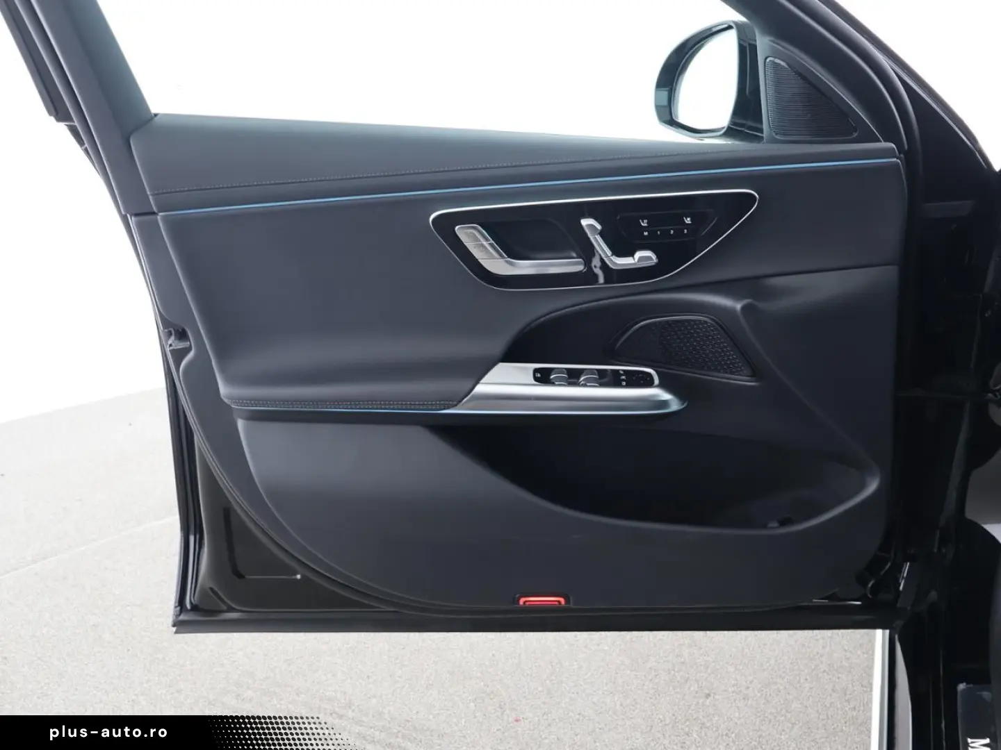 MERCEDES-BENZ E 300 de AMG Leder Sitzklima Digital Light 360