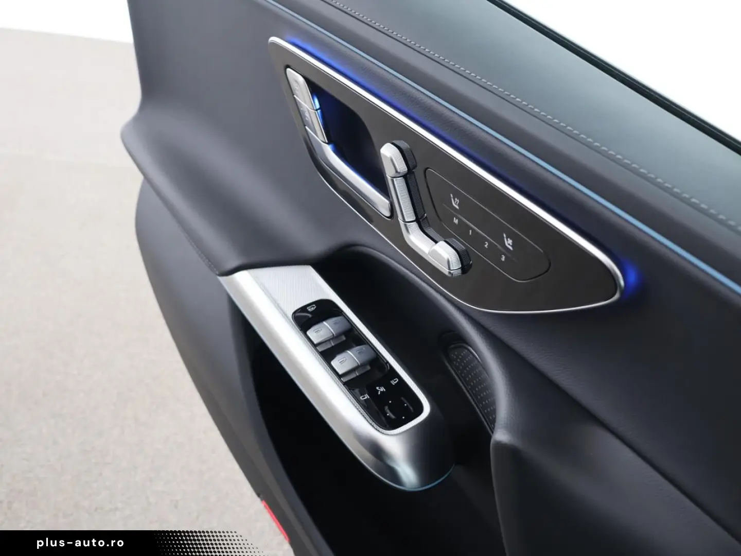 MERCEDES-BENZ E 300 de AMG Leder Sitzklima Digital Light 360