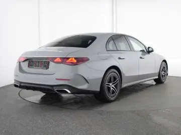 MERCEDES-BENZ E 300 e  AMG SUPERSCREEN BURMESTER-4D &hellip;