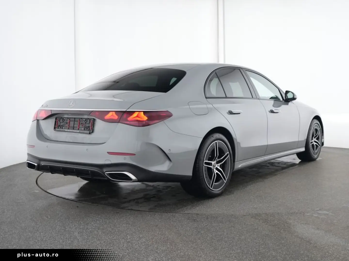 MERCEDES-BENZ E 300 e  AMG SUPERSCREEN BURMESTER-4D &hellip;