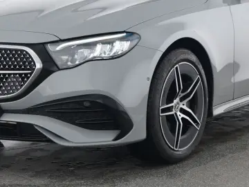 MERCEDES-BENZ E 300 e  AMG SUPERSCREEN BURMESTER-4D &hellip;