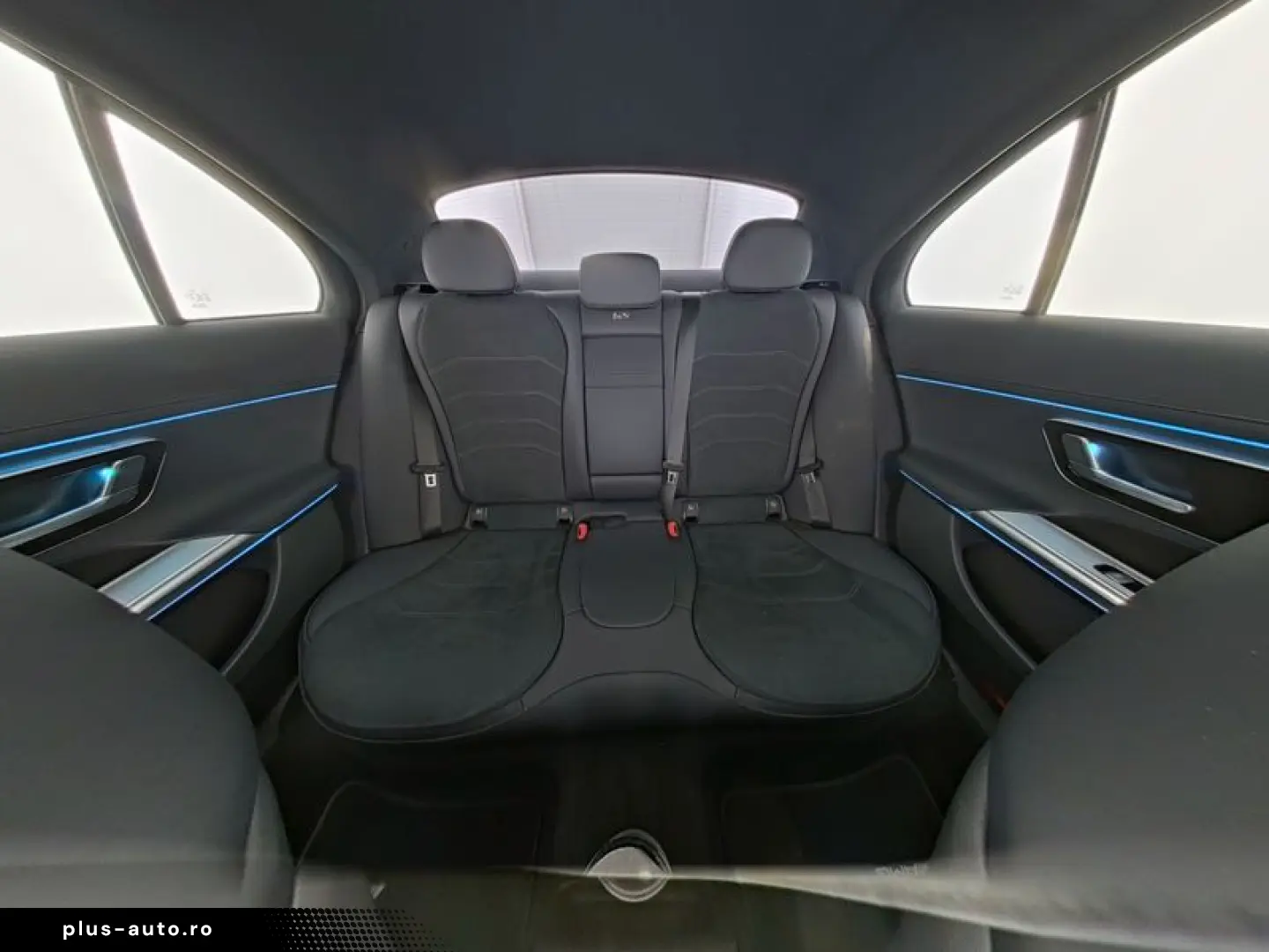 MERCEDES-BENZ E 300 e  AMG SUPERSCREEN BURMESTER-4D &hellip;