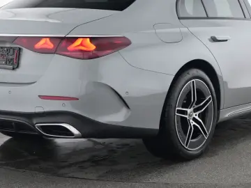 MERCEDES-BENZ E 300 e  AMG SUPERSCREEN BURMESTER-4D &hellip;