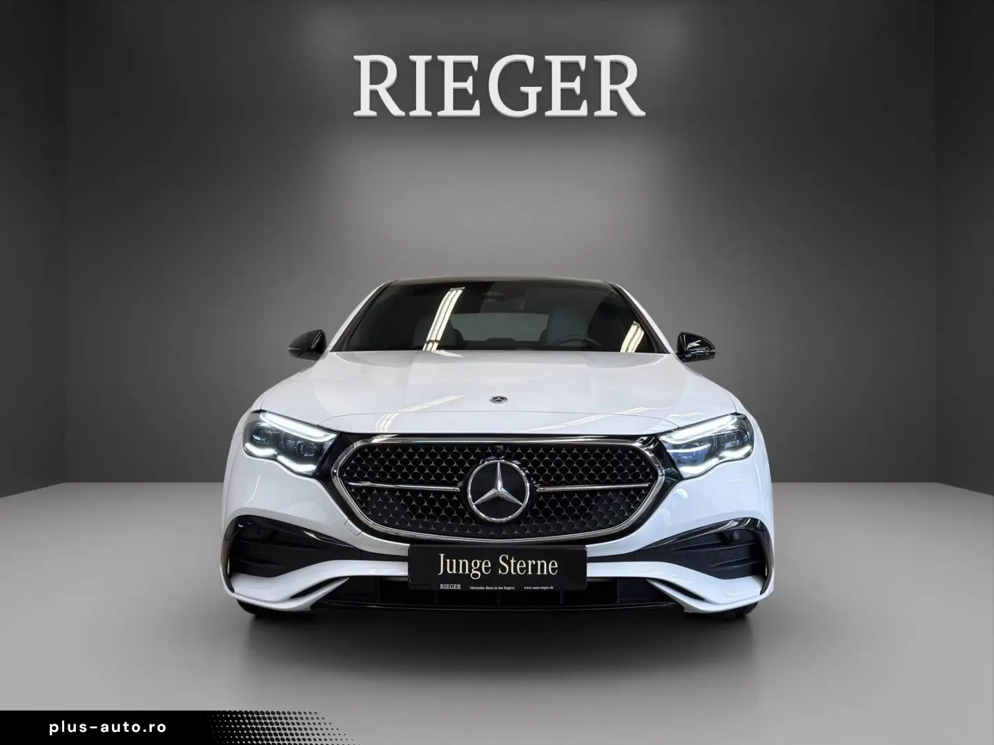 MERCEDES-BENZ E 300 e AMG Pano HUD Airmatic NIGHT Burmester