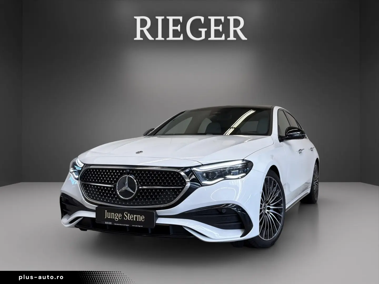 MERCEDES-BENZ E 300 e AMG Pano HUD Airmatic NIGHT Burmester