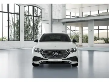 MERCEDES-BENZ E 300 e AMG-Sport DIGITAL 360 Pano Night Distr