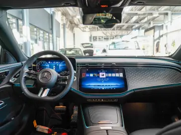 MERCEDES-BENZ E 300 de AMG Line Night Leder 20  Hint&hellip;