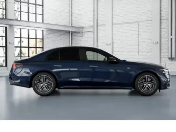 MERCEDES-BENZ E 300 de AMG NIGHT Totwinkel MEMORY Pano 360