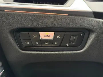 BMW 320d Lim. xDrive M Sport ACC CarPlay Lane RFK