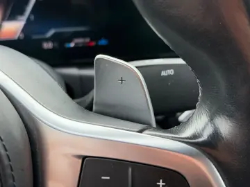 BMW 320d Lim. xDrive M Sport ACC CarPlay Lane RFK