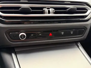 BMW 320d Lim. xDrive M Sport ACC CarPlay Lane RFK