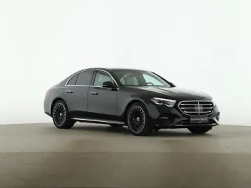 MERCEDES-BENZ E 300 e Exclusive Superscreen AHK Pano&hellip;