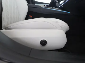 MERCEDES-BENZ E 300 e Exclusive Superscreen AHK Pano&hellip;