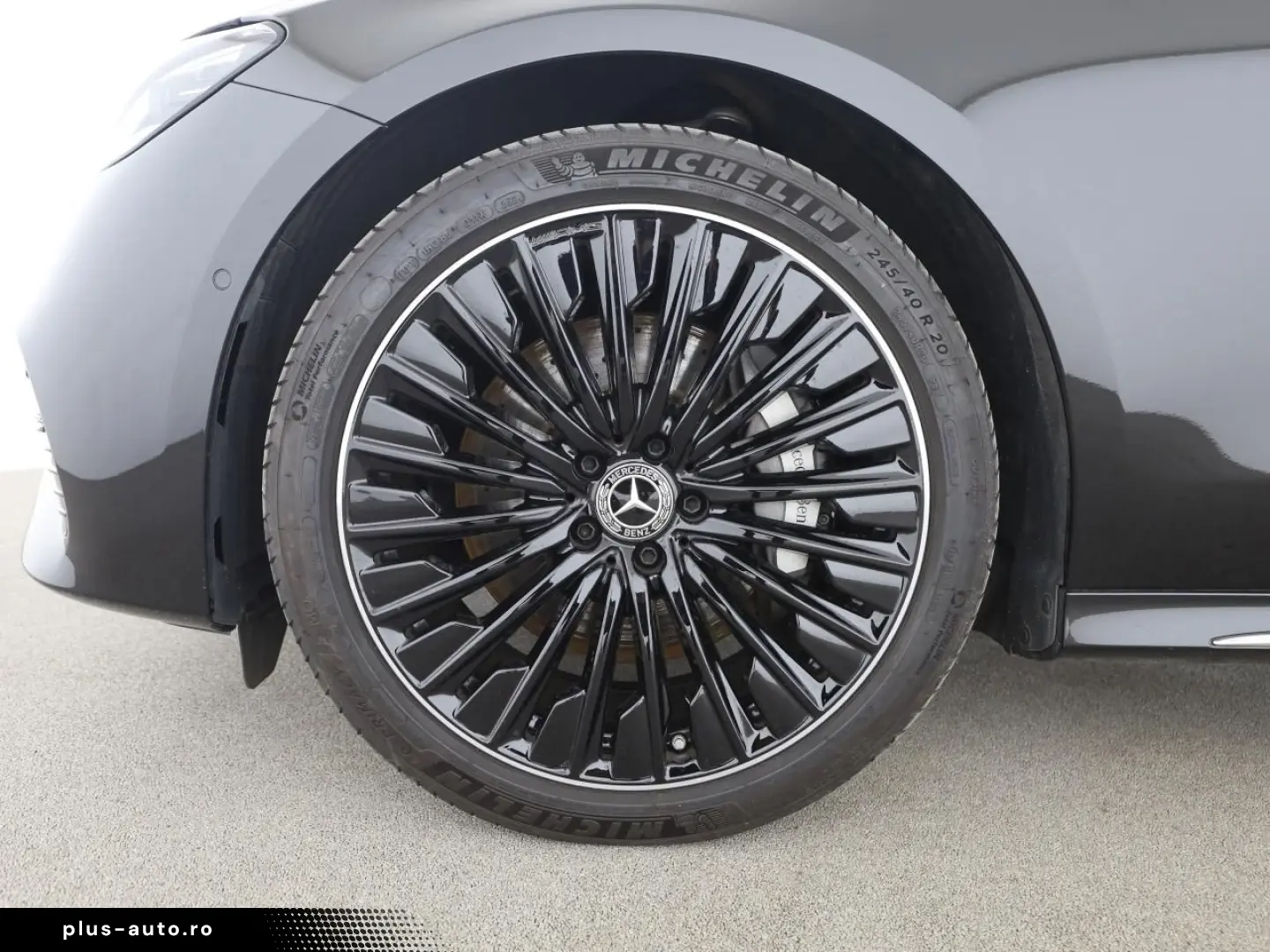 MERCEDES-BENZ E 300 e Exclusive Superscreen AHK Pano&hellip;