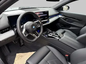 BMW 520 i M Sport  AHK  H K  ACC  LHZ  RFK  Klimaaut