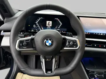 BMW 520 i M Sport  AHK  H K  ACC  LHZ  RFK  Klimaaut