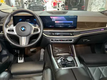 BMW X6 40i xDrive M Sport~LEDER