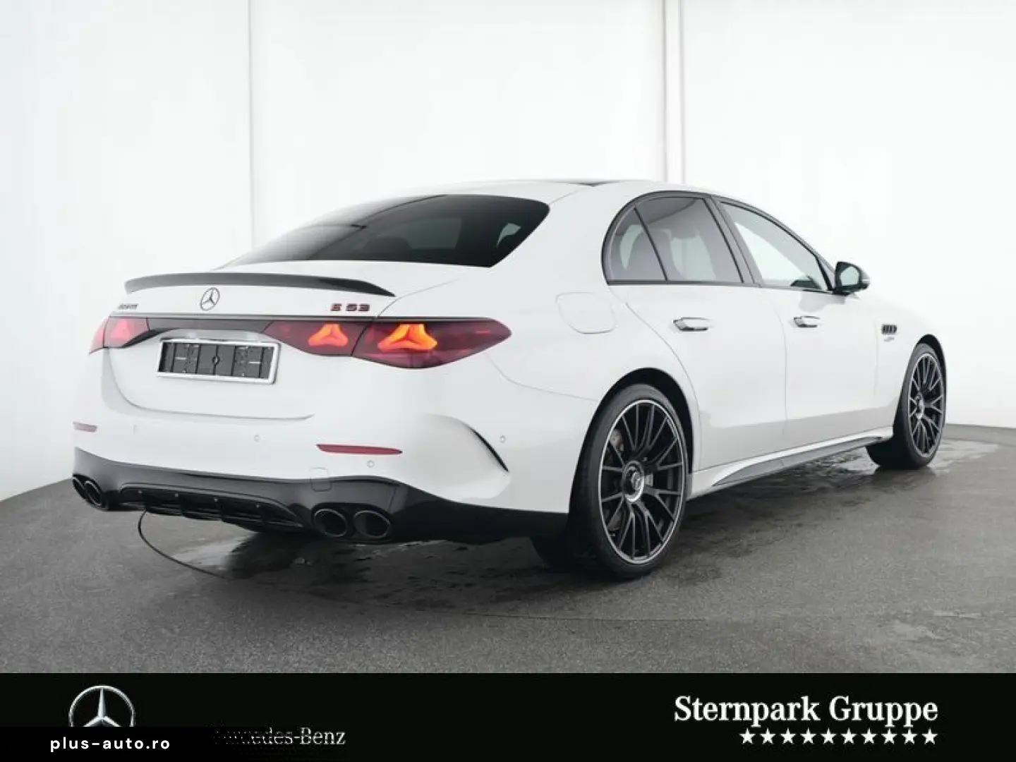 MERCEDES-BENZ E 53 AMG 4M  Superscreen Pano HUD Carbon Night