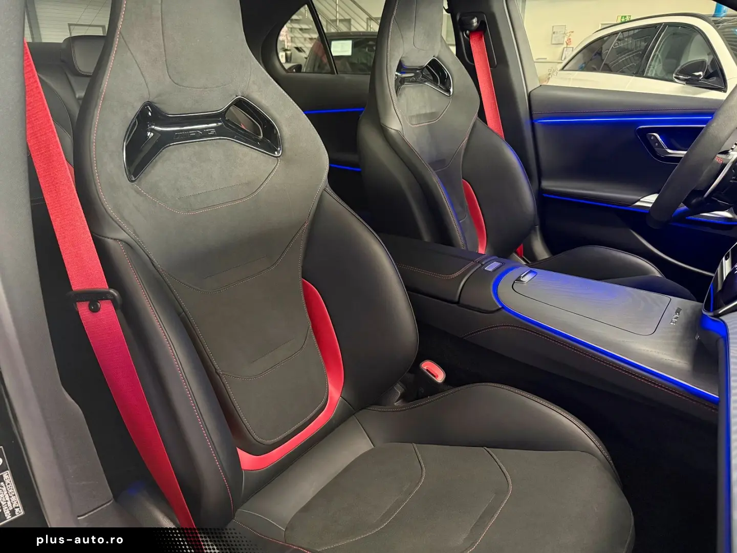 MERCEDES-BENZ E 53 AMG Hybrid 4M DYNAMIC 21´´-PERFOR&hellip;