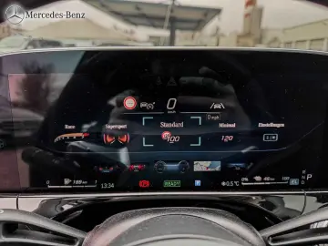 MERCEDES-BENZ E 53 AMG Hybrid 4M Lim Massage HUD Pano 21