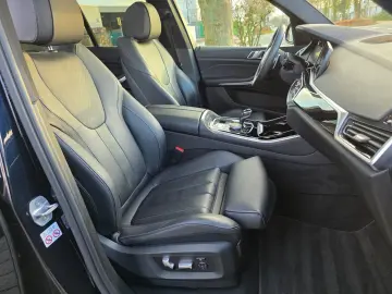 BMW X5 30d M LASER HUD PANORAMA GESTIK SOFT WEBASTO