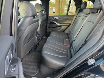 BMW X5 30d M LASER HUD PANORAMA GESTIK SOFT WEBASTO