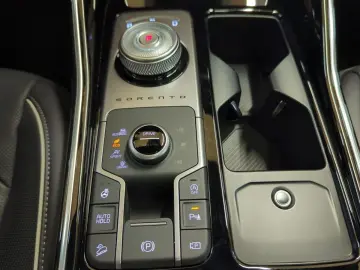 KIA SORENTO 2.2 PLATINUM 7-Locuri