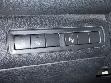 Peugeot 308 1.2 e-THP Feline 2016 Automat