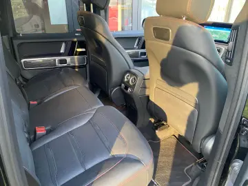 MERCEDES-BENZ G 63 AMG Performance Paket Carbon