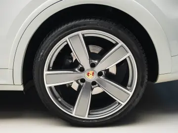 Porsche Cayenne E-Hybrid