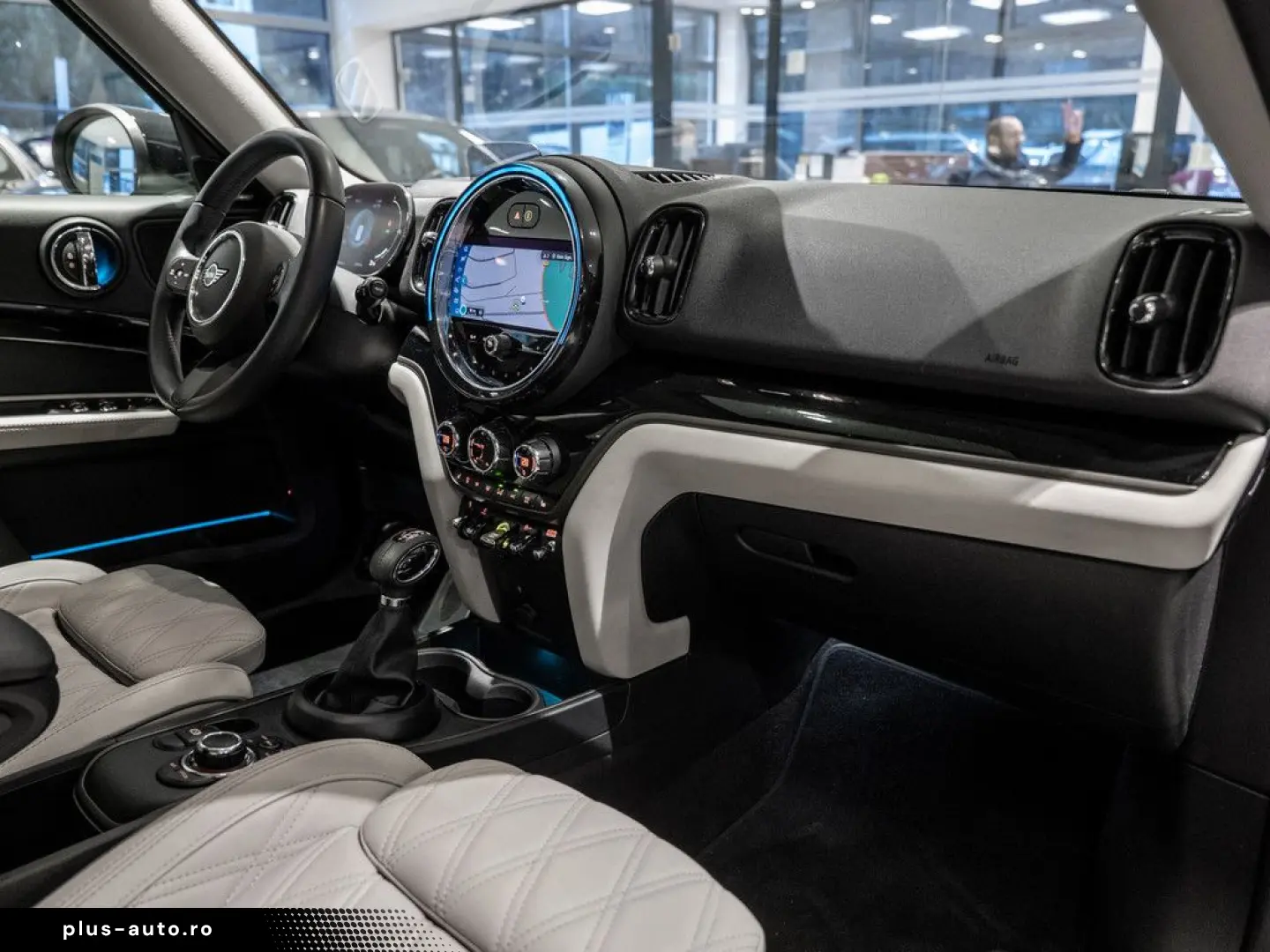 MINI Countryman Cooper S E Classic Trim ALL4 PANO HUD