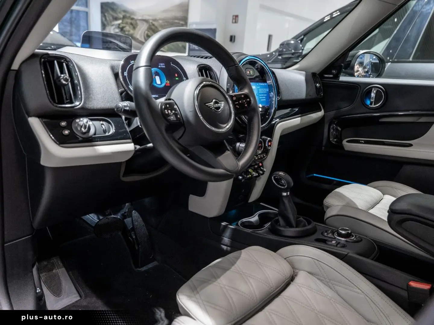 MINI Countryman Cooper S E Classic Trim ALL4 PANO HUD