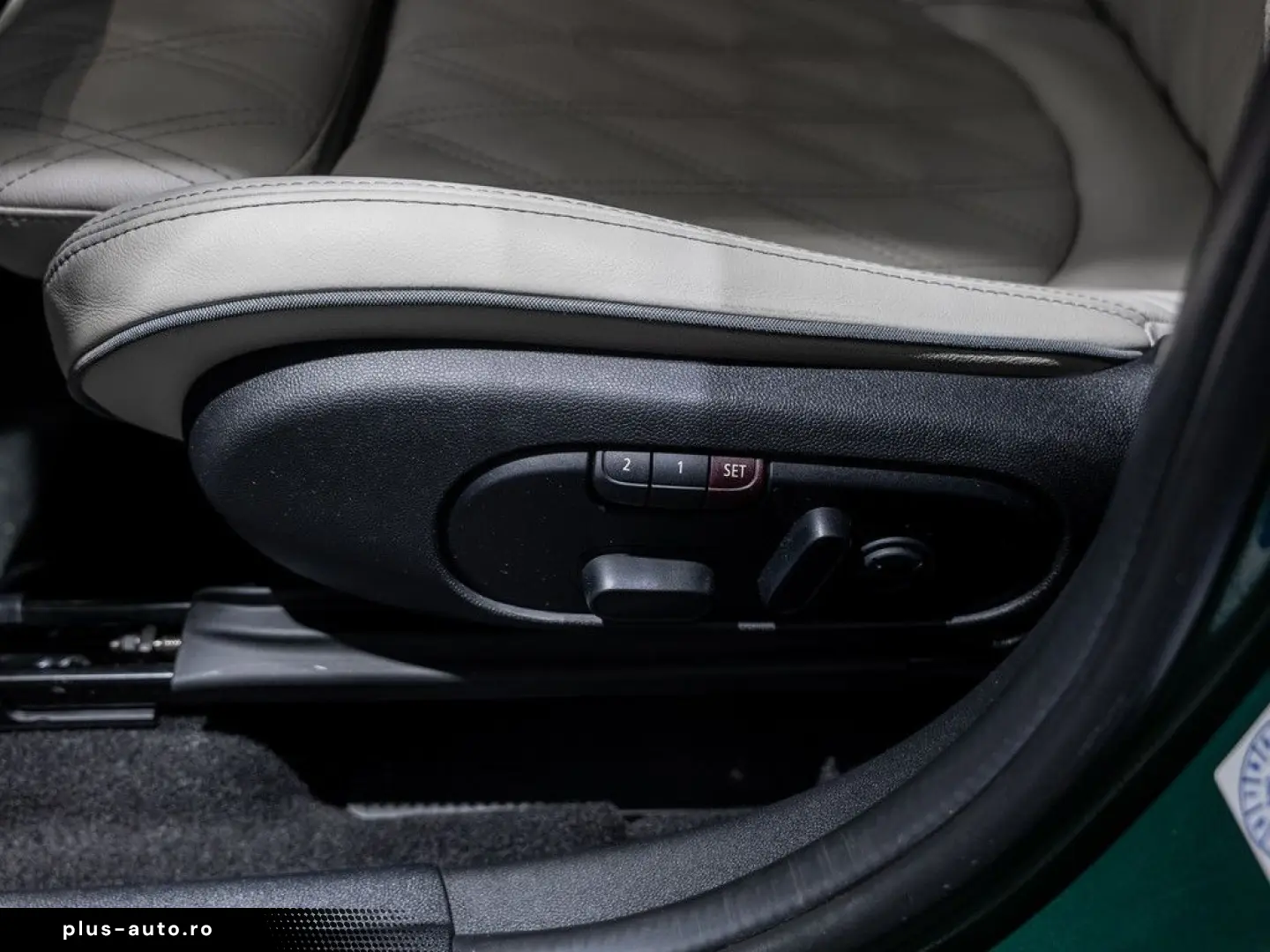 MINI Countryman Cooper S E Classic Trim ALL4 PANO HUD