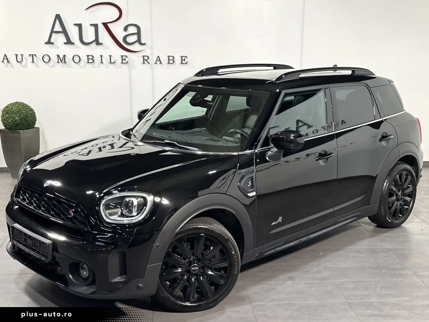 MINI Cooper S Countryman All4 NAV LED PANO KAM 18ZOLL