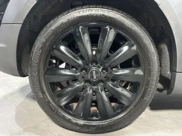 MINI Cooper S Countryman All4 NAV LED PANO KAM 18ZOLL