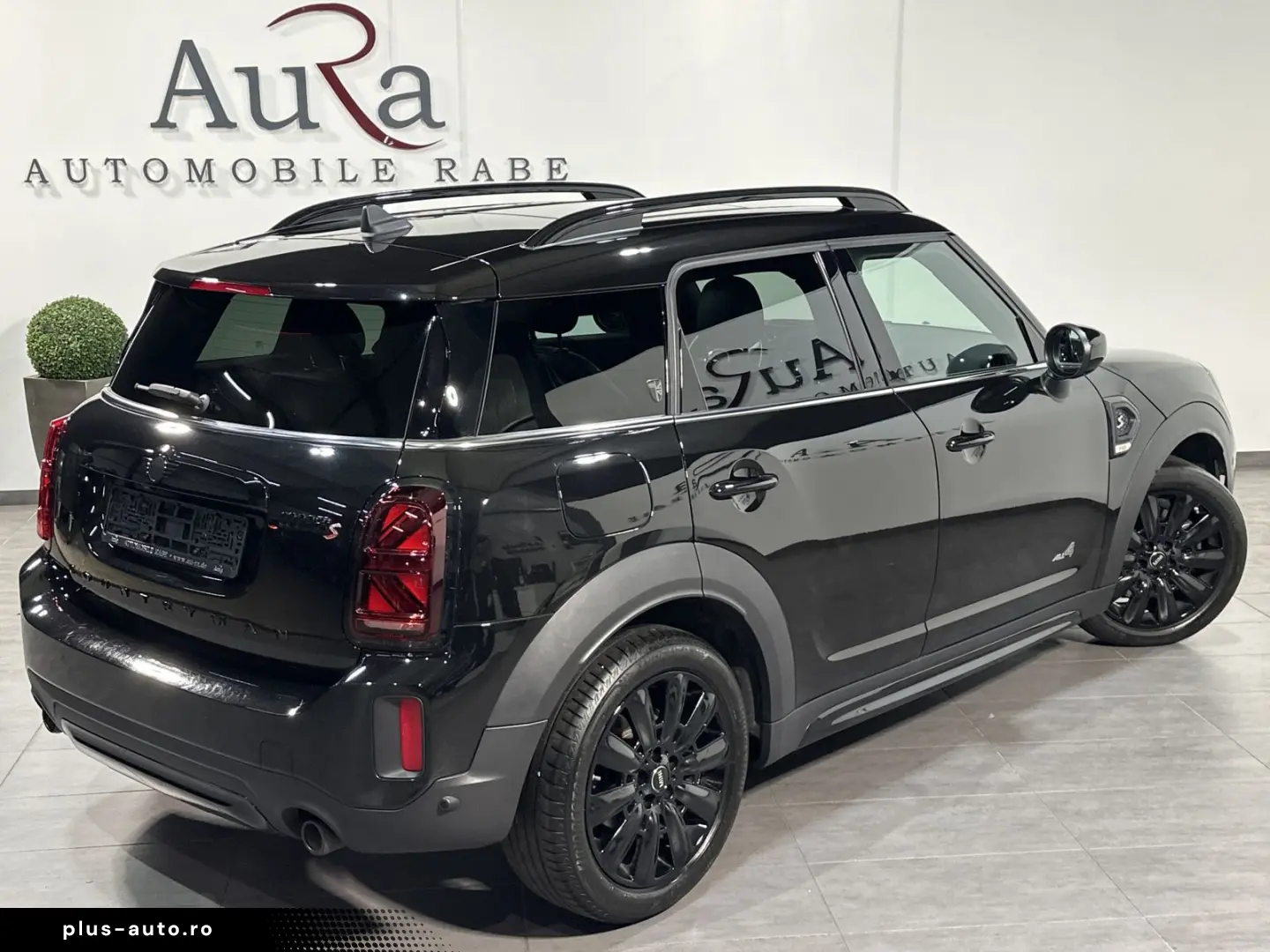 MINI Cooper S Countryman All4 NAV LED PANO KAM 18ZOLL