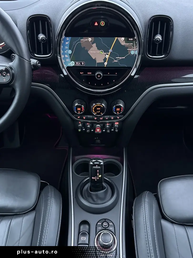 MINI Cooper S Countryman All4 NAV LED PANO KAM 18ZOLL