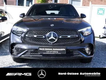 MERCEDES-BENZ GLC 300 COUPÉ 4M AMG AHK PANO NIGHT 360