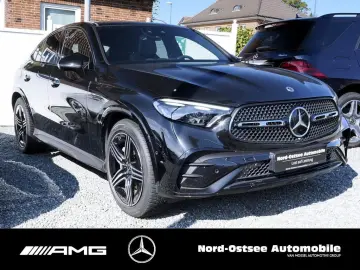 MERCEDES-BENZ GLC 300 COUPÉ 4M AMG AHK PANO NIGHT 360