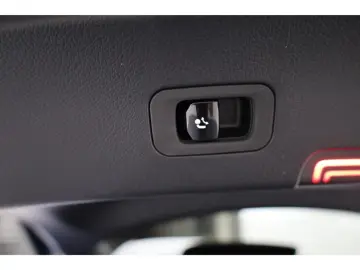 MERCEDES-BENZ GLC 300 d 4M Cp AMG Premium Burm AHK Pano