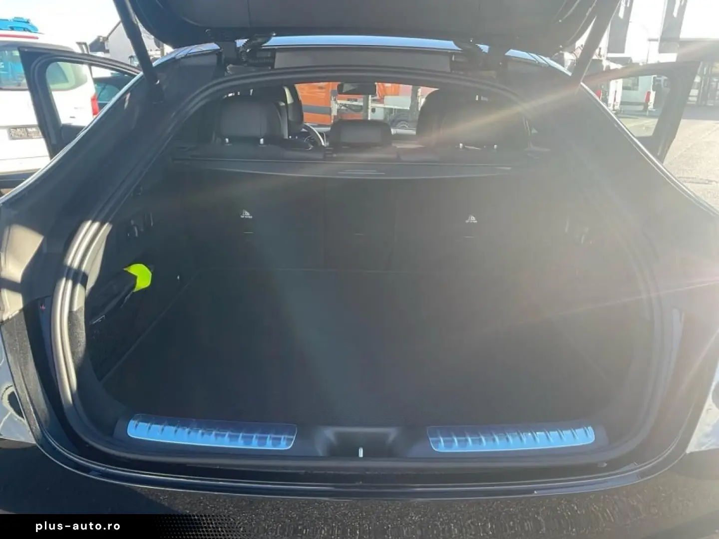 MERCEDES-BENZ GLC 300 d 4M C AMG Night AHK Pano Dig-&hellip;