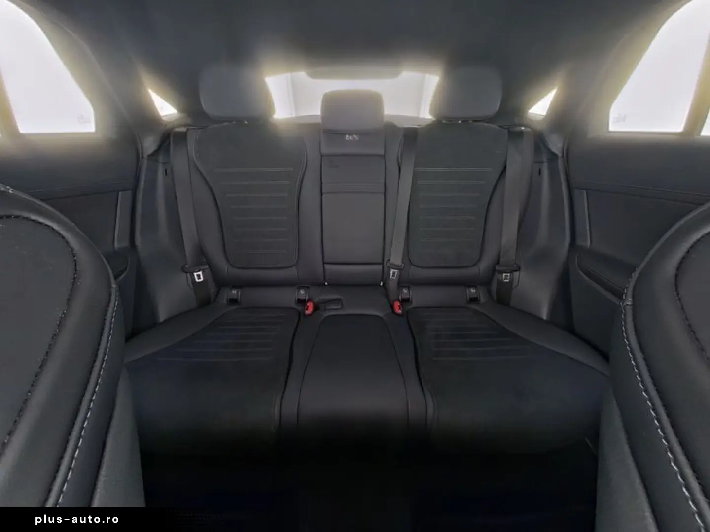 MERCEDES-BENZ GLC 300 d 4M AMG Night AHK Pano Memo A&hellip;